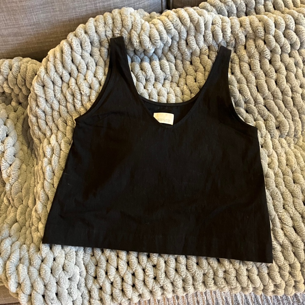 Amanda Moss Penny vneck crop cotton tank XS